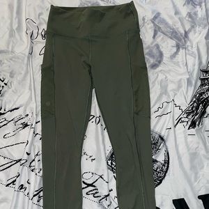 FABLETICS GYM LEGGINGS 🌵🤍.